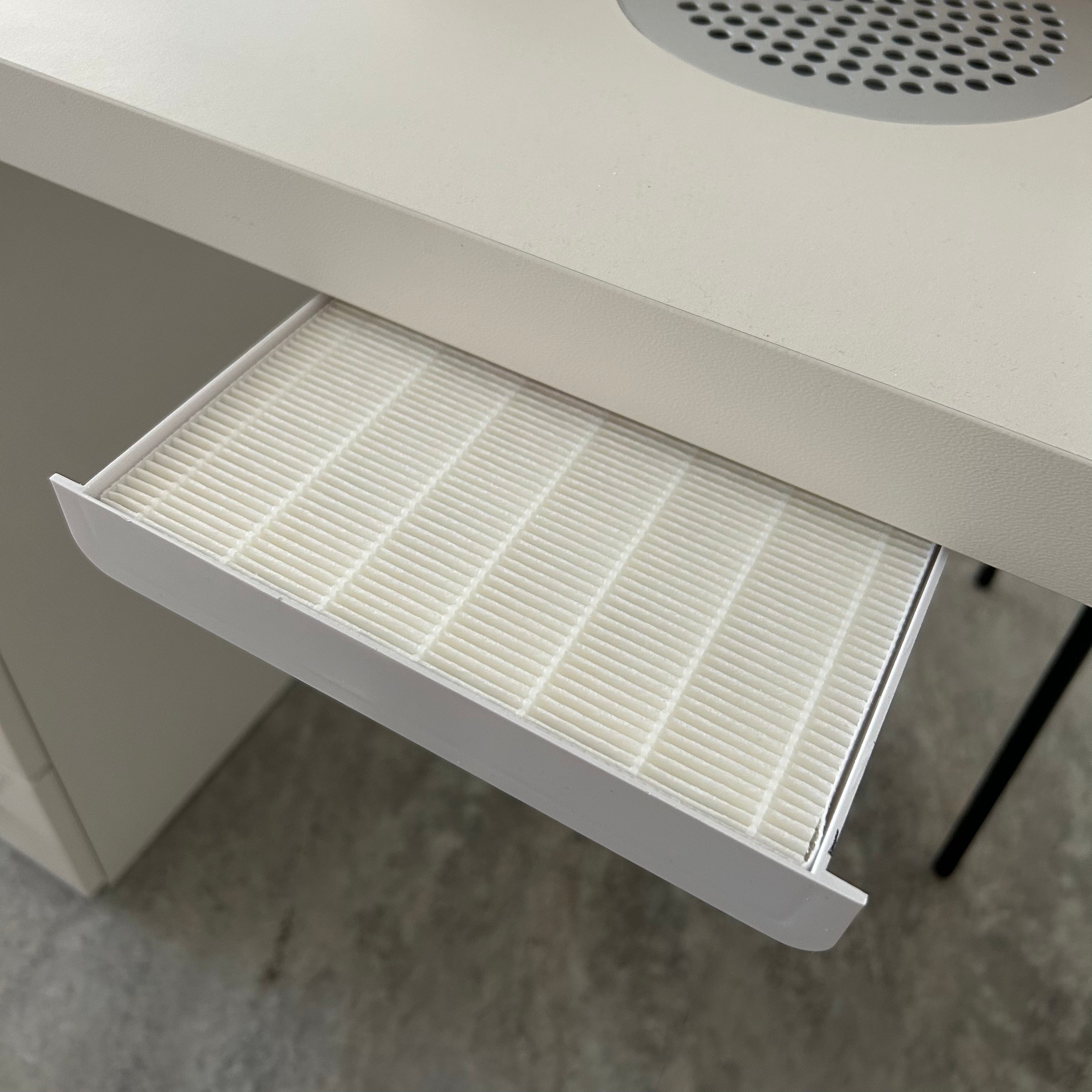 Profesionalni montažni sesalnik za manikuro